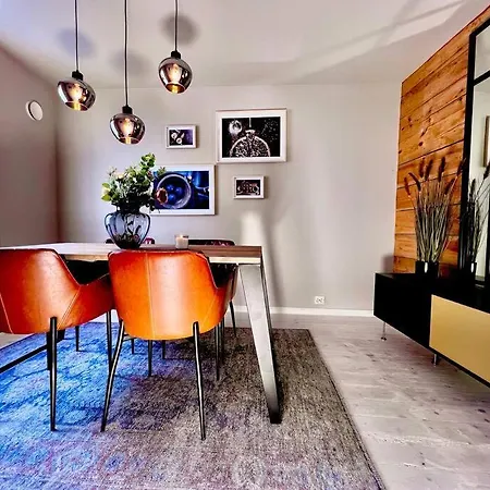 Apartment The Door H2