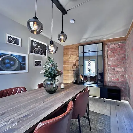 Апартаменты The Door H2 *